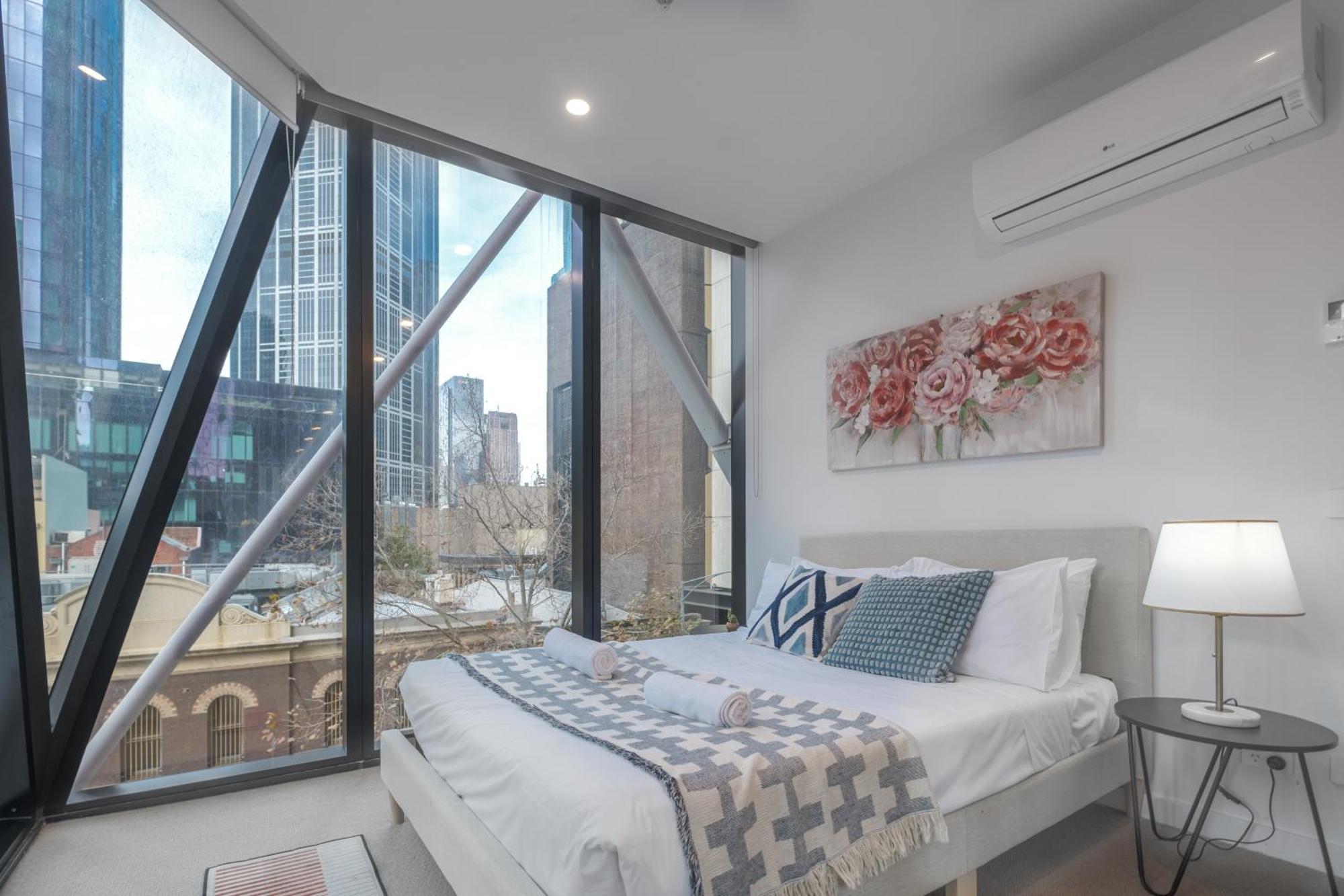 Cbd 2br Apt With Pool Gym